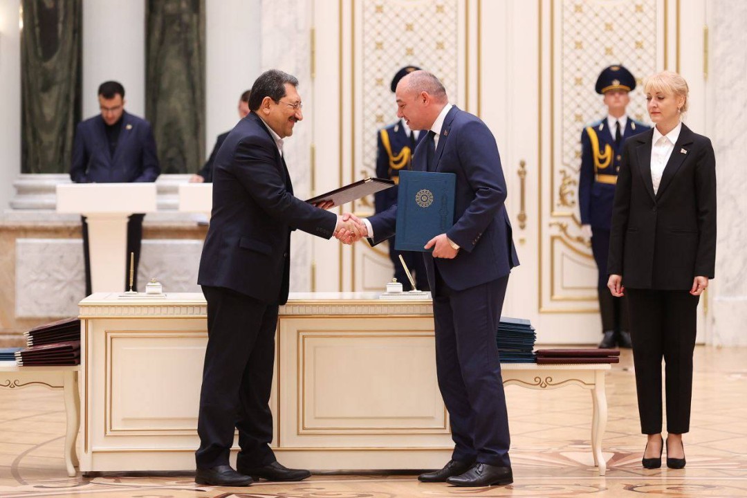 امضای 12 سند همکاری و 1 بیانیه مشترک میان ایران و بلاروس امضای 12 سند همکاری و 1 بیانیه مشترک میان ایران و بلاروس